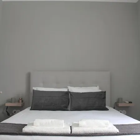 Bed & Breakfast Genius Loci *