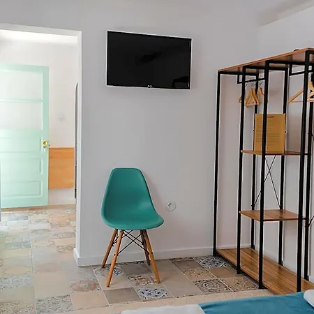 Genius Loci فندق مبيت وإفطار 3*